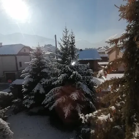 Gasthuis Boutique Ikonomov