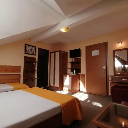 Boutique Ikonomov 3* 반스코