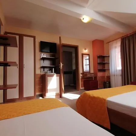 Boutique Ikonomov 3*