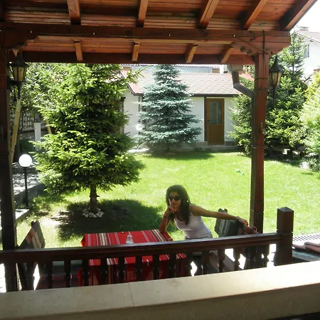 Boutique Ikonomov Бансько