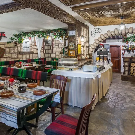 Boutique Ikonomov Гостьовий будинок 3*