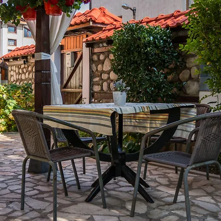 Boutique Ikonomov Gasthuis